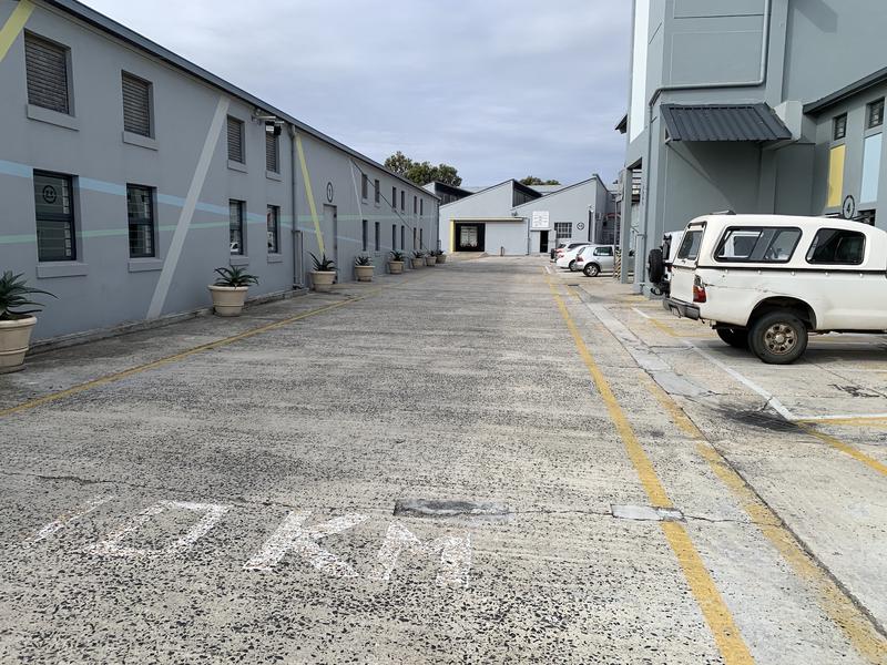 To Let commercial Property for Rent in Maitland Western Cape